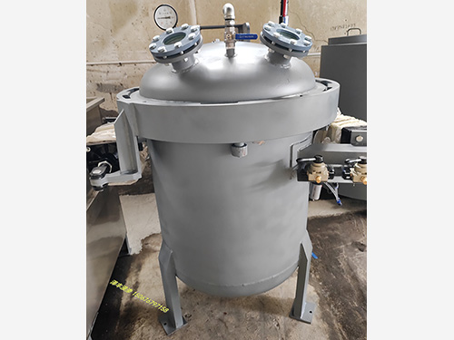 真空浸滲罐的特點(diǎn)、規(guī)格、配置、材質(zhì)及各項(xiàng)性能參數(shù)